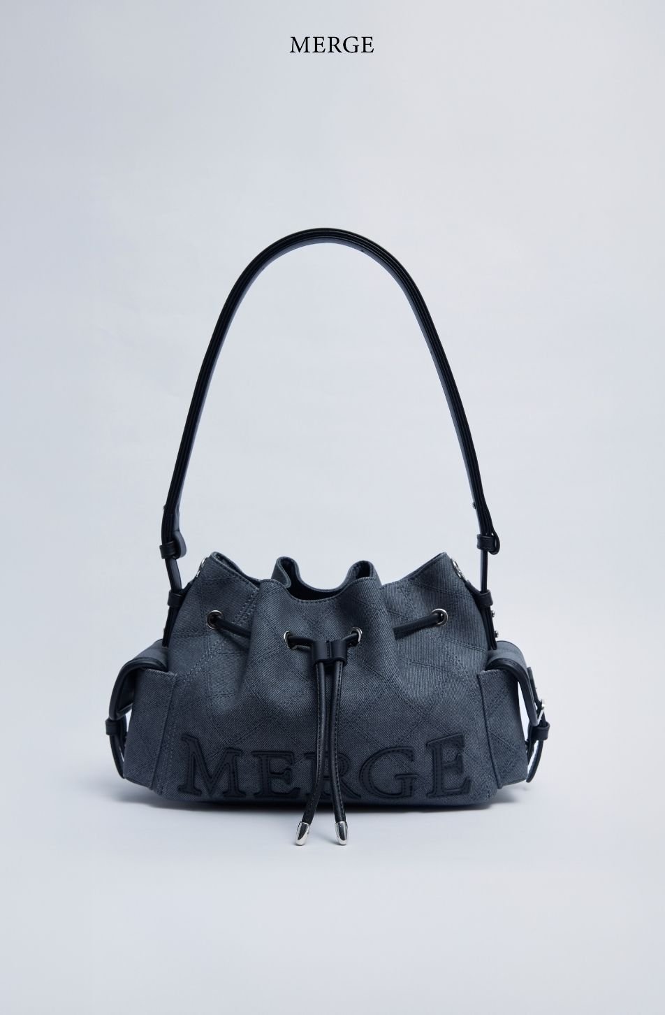 Merge On Time Bag Mini - Sundown Black (จัดส่ง 4-6 Nov)