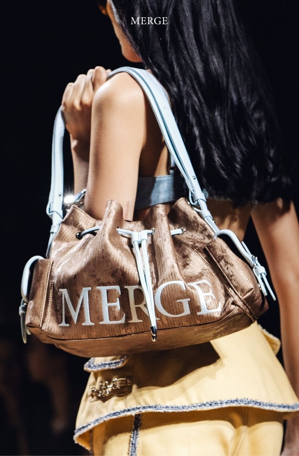 Merge On Time Bag Medium - Cove Brown (จัดส่ง 4-6 Nov)