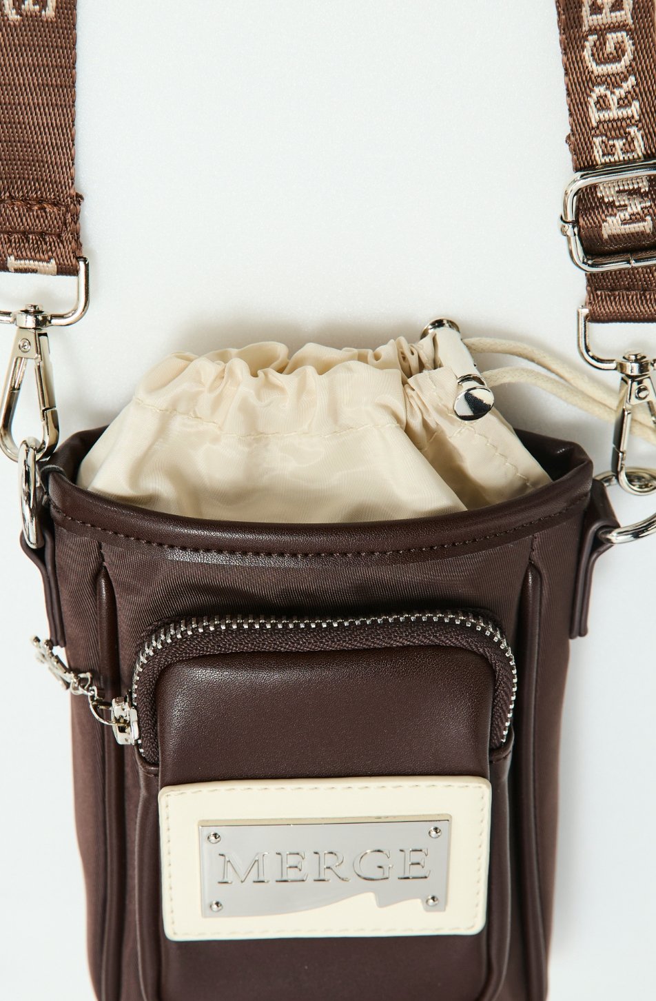 Merge Phone Bag (จัดส่ง 06/07)