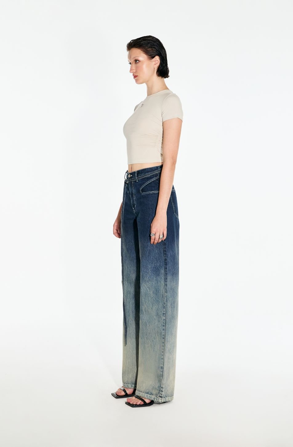 Perfect Low Waist Belt Jeans