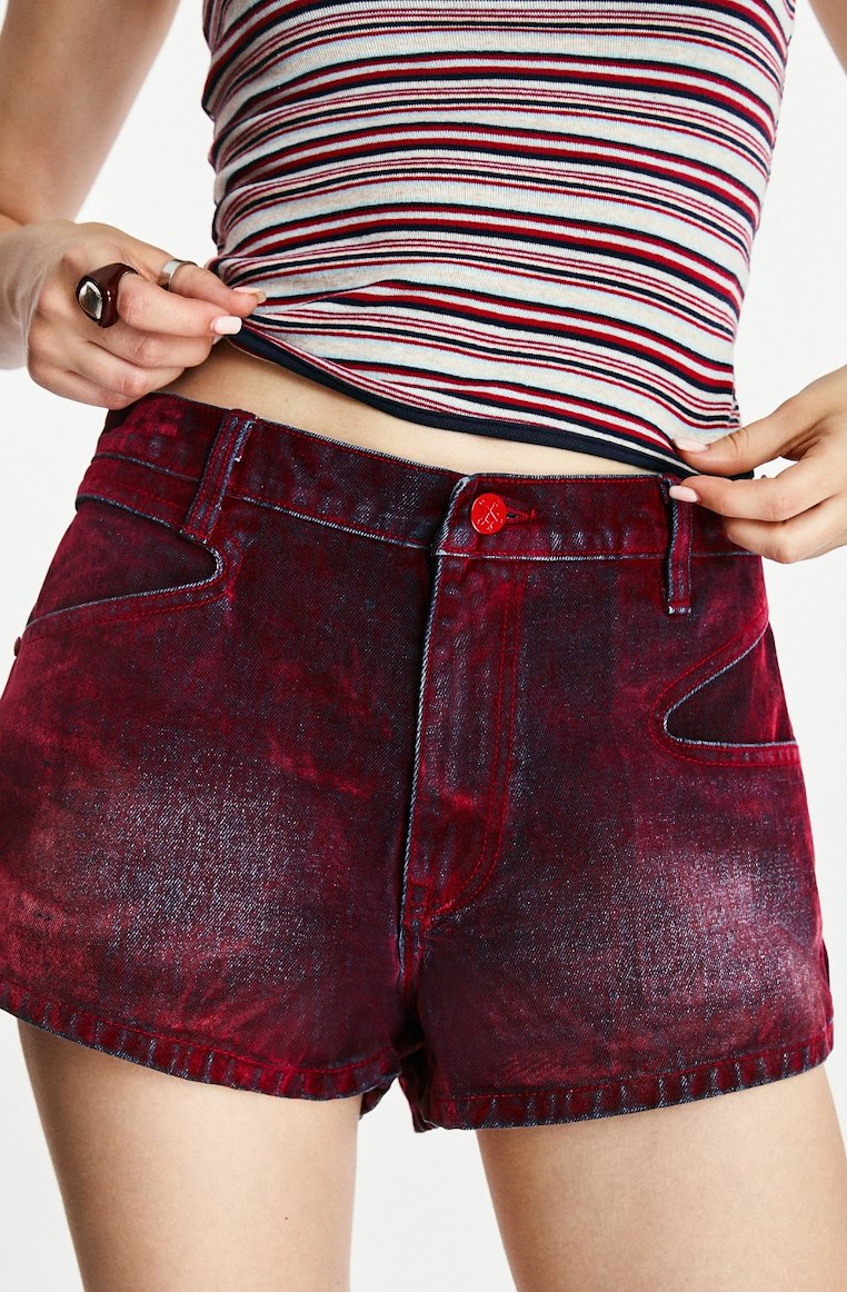 Rush Denim Shorts (จัดส่ง 30/01)