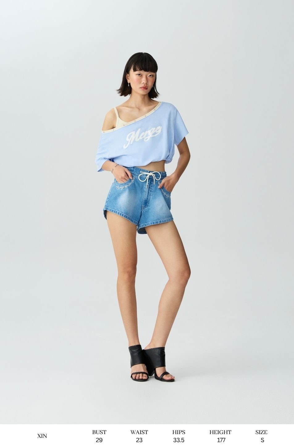 Paula Cropped Off Shoulder Top (จัดส่ง 12/11)