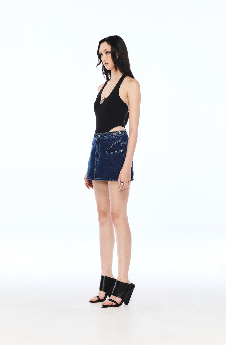 Merge Denim Mini Skirt (จัดส่ง 03/06)