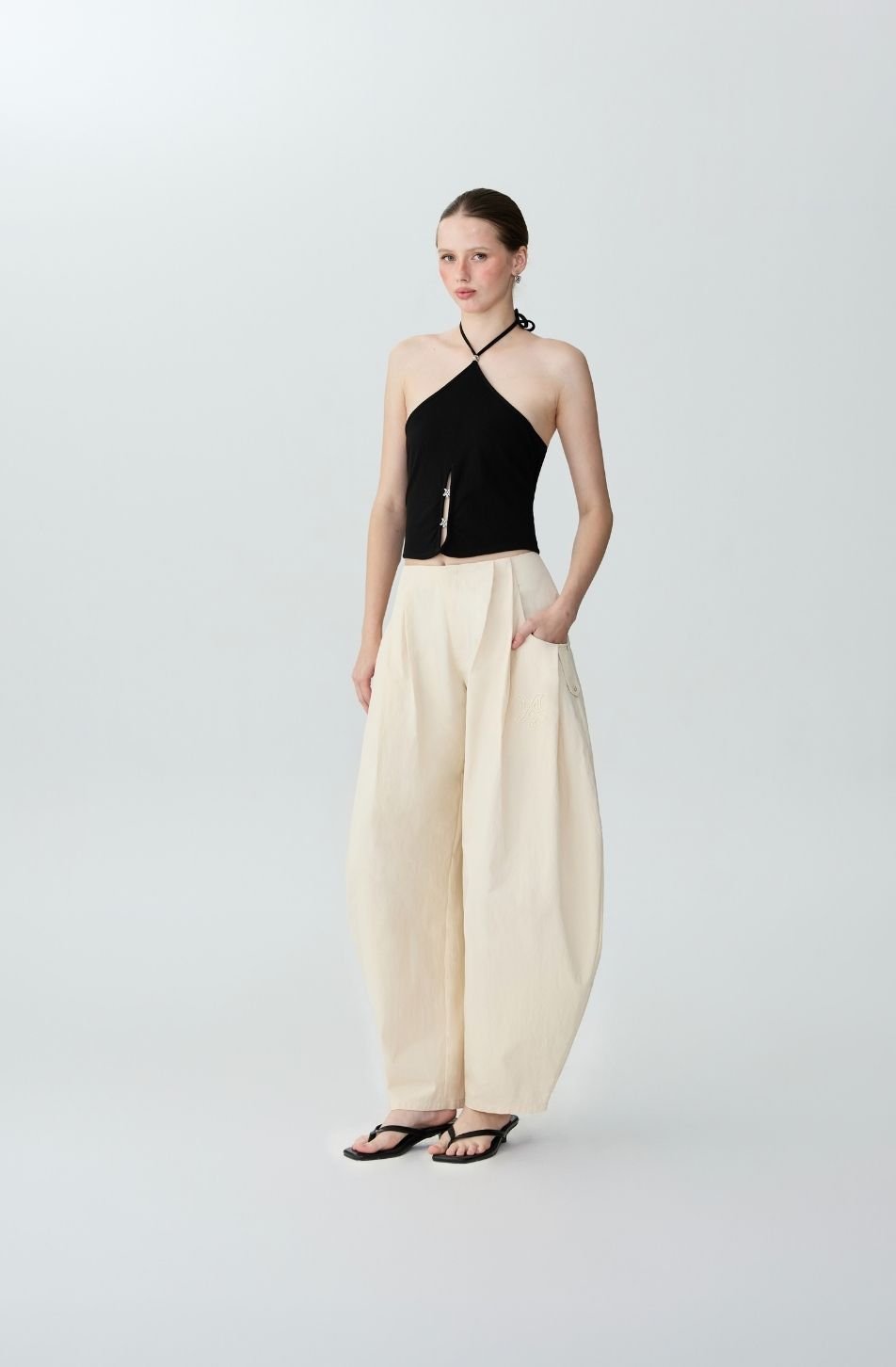 Brooke Nylon Pants (จัดส่ง 04/11)