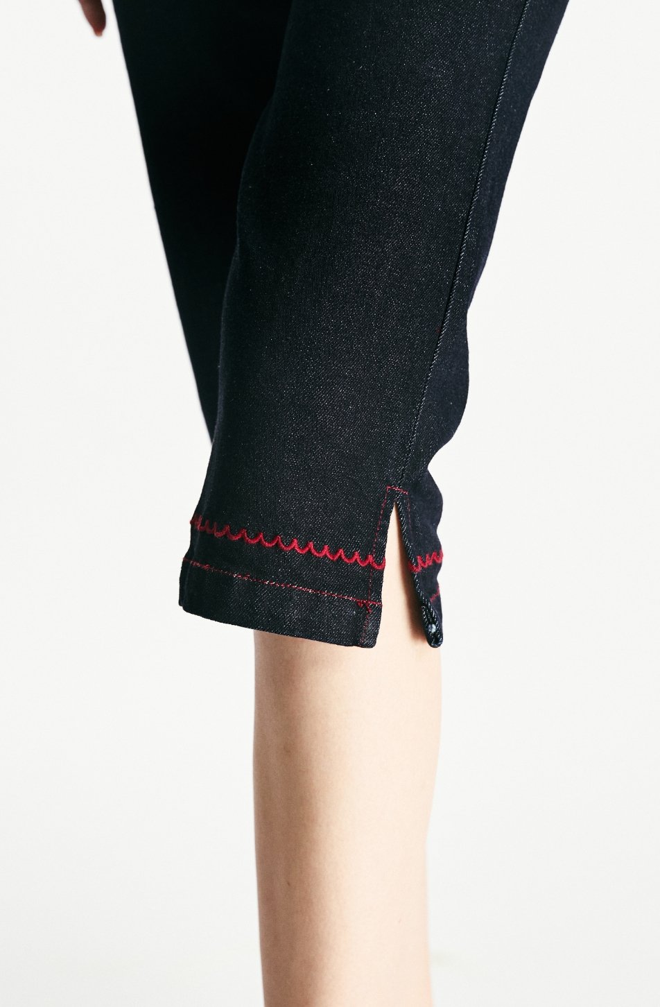 Merge Capri Jeans (จัดส่ง 29/01)