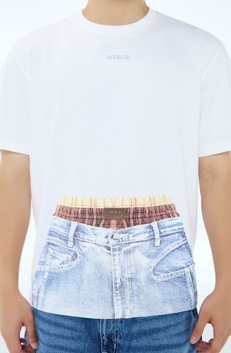 Merge Oversized Tee 22 (จัดส่ง 22/06)