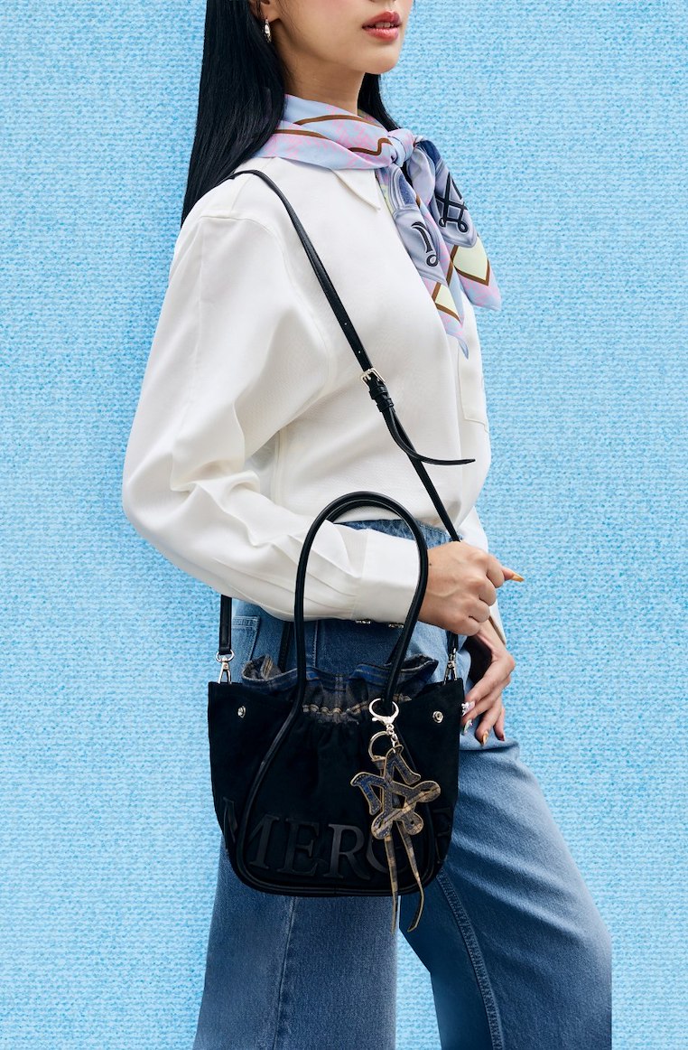 Merge A Day Bag With Heart in Mini (Ship 31 May)