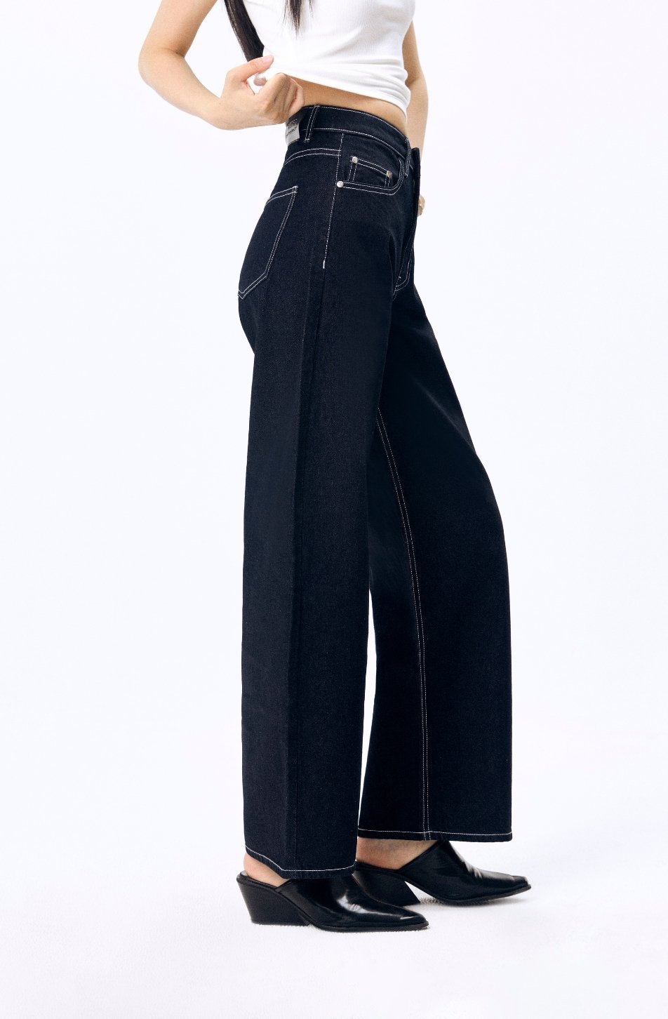Signature Curve Jeans (Mid Waist) (จัดส่ง 10/06)