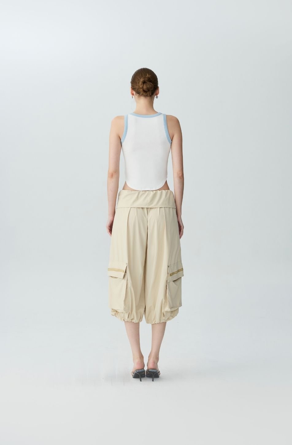 Taylor Nylon Pants (จัดส่ง 19/11)