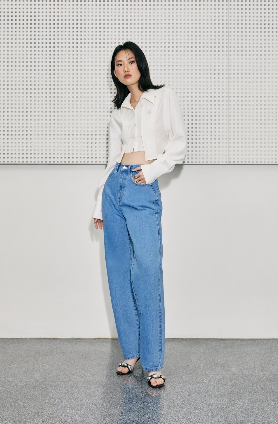 Slim Mid Waist Jeans 03