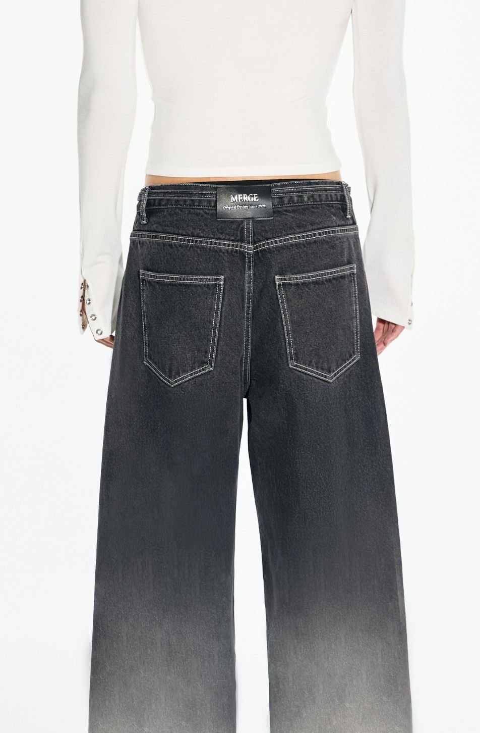 Perfect Low Waist Belt Jeans